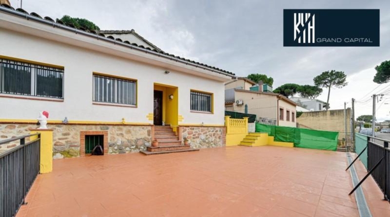 Gerona - Maçanet de la Selva - 673m2