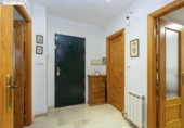 Chalet independiente con terreno en venta en la España, Jun, ref: TR384835 foto