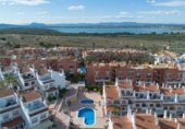 Chalet independiente con terreno en venta en la España, Torrevieja, ref: TR412789 foto