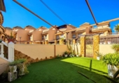 Casa de pueblo en venta en la España, Guardamar del Segura, ref: TR411420 foto