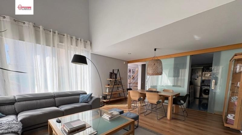 Burgos - Modúbar de la Emparedada - 215m2