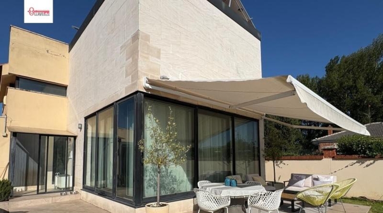 Burgos - Modúbar de la Emparedada - 215m2