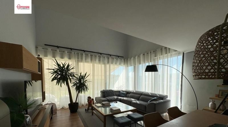 Burgos - Modúbar de la Emparedada - 215m2