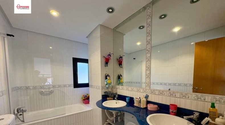 Burgos - Modúbar de la Emparedada - 215m2