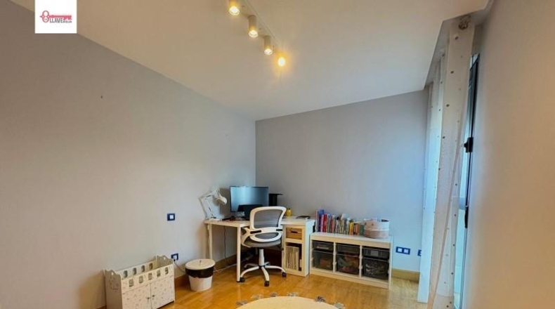 Burgos - Modúbar de la Emparedada - 215m2