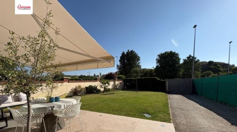 Burgos - Modúbar de la Emparedada - 215m2