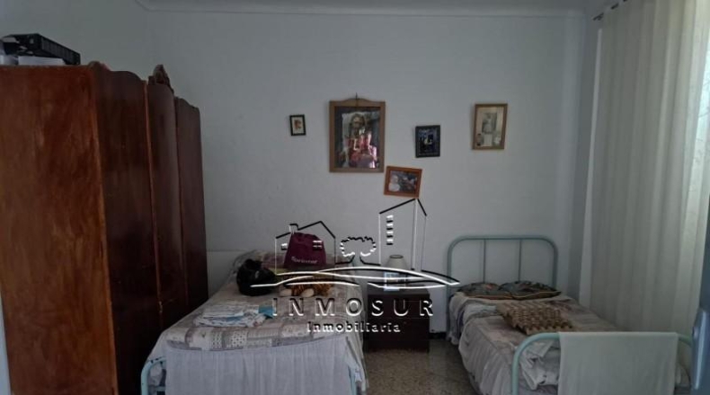 Córdoba - Lucena - 3700m2