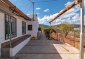 Casa de camp amb terreny en venda a la España, Graena, ref.: TR409804 foto