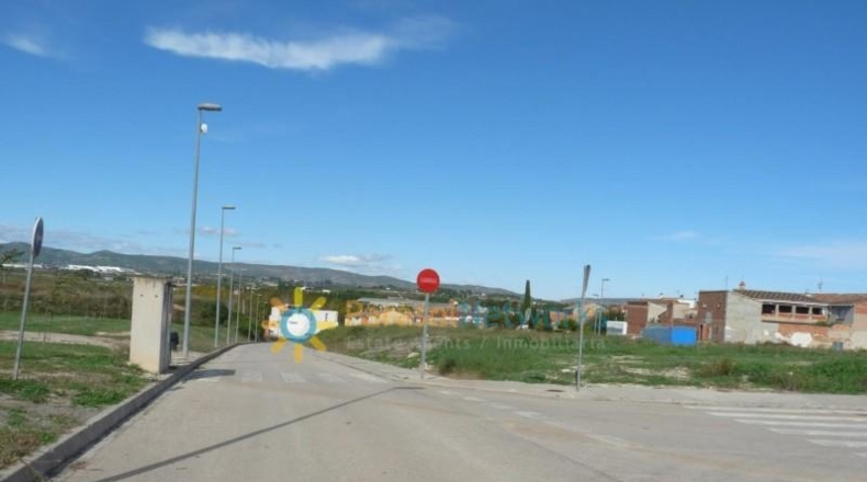 Valencia - Montaberner - 1800m2