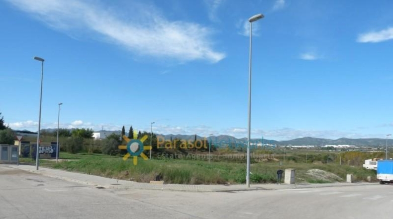 Valencia - Montaberner - 1800m2
