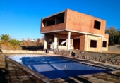 Chalet independiente con terreno en venta en la España, Lucena, ref: TR160684 foto
