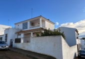 Отдельно стоящий дом с участком на продажу в городе Ayamonte Фото