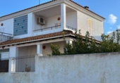 Отдельно стоящий дом с участком на продажу в городе Ayamonte Фото