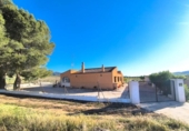 Country house with land for sale on España, Yecla, ref: TR408640 photo