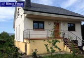 Detached villa with land for sale on España, San Román de Bembibre, ref: TR311607 photo