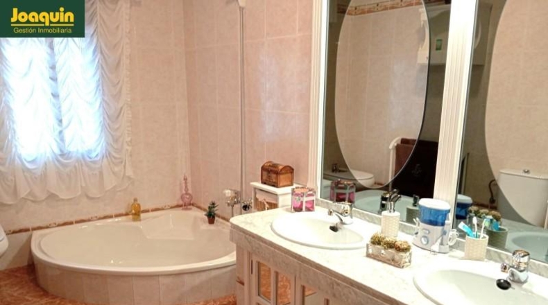 Córdoba - Кордова - 835m2