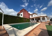 Chalet independiente con terreno en venta en la España, Alcolea, ref: TR407225 foto