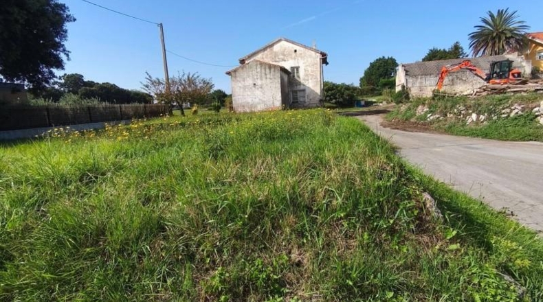 Cantabria - Santa Cruz de Bezana - 1208m2