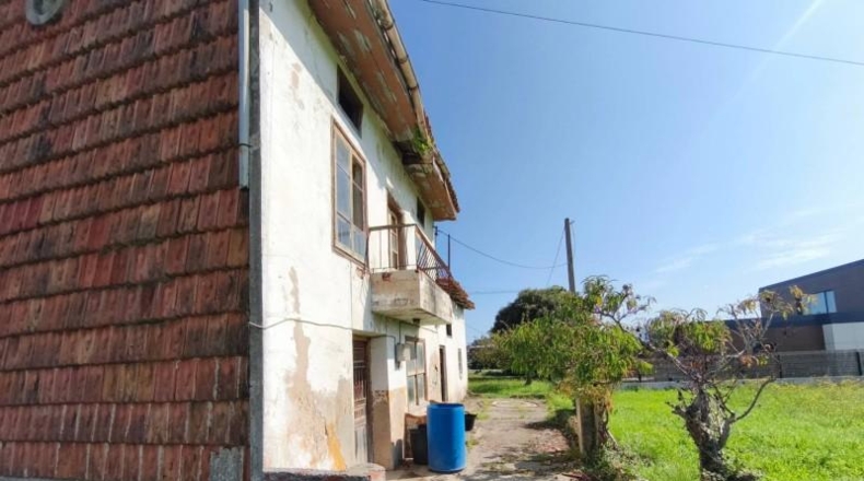 Cantabria - Santa Cruz de Bezana - 1208m2