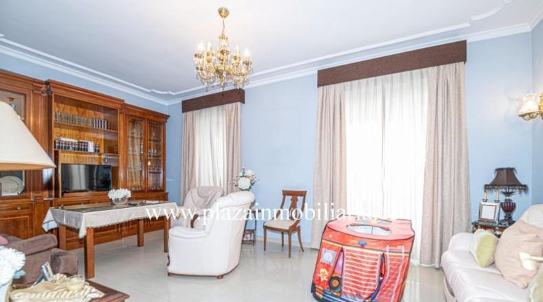Córdoba - Lucena - 311m2