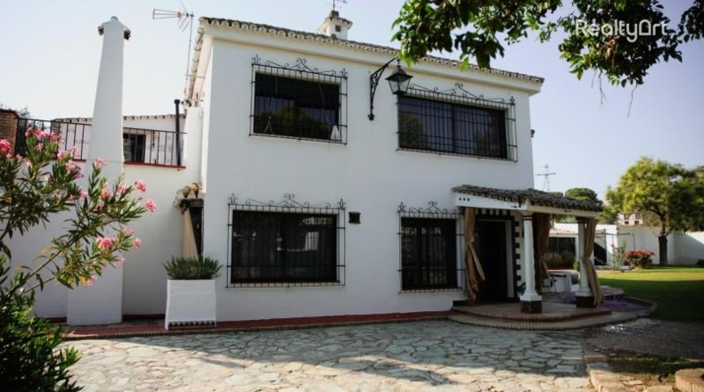 Sevilla - El Castillo de las Guardas - 1675m2