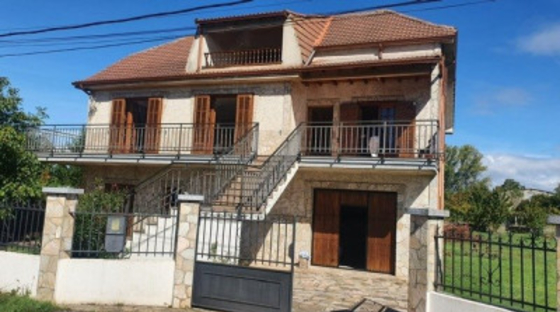 León - Ponferrada - 1000m2