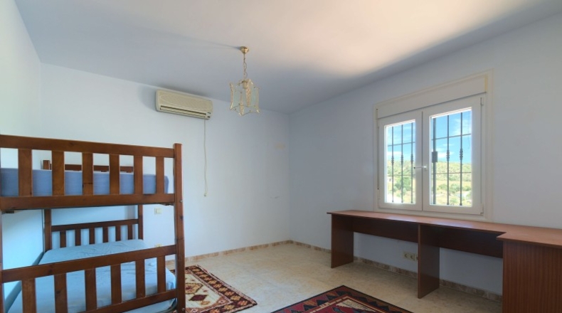 Малага - Canillas de Aceituno - 6262m2