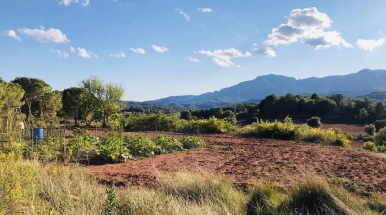 Барселона - Sant Llorenç Savall - 25000m2