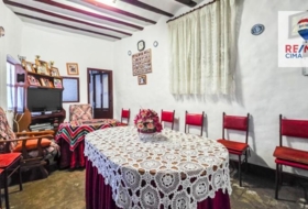 Orce 1073&nbsp;m²