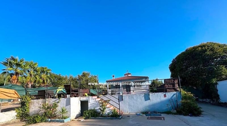 Cordova - Lucena - 1000m2