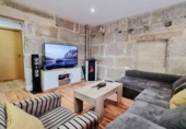 Chalet independiente con terreno en venta en la España, Vigo, ref: TR376382 foto