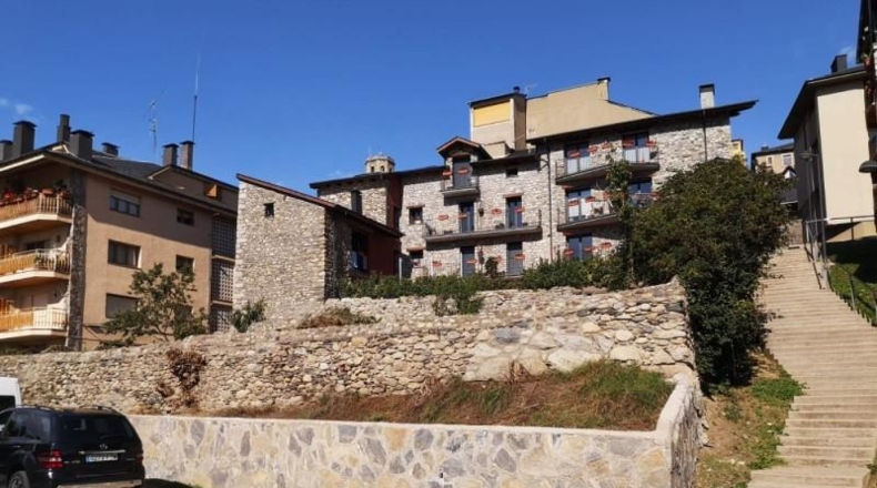Gerona - Puigcerdà - 389m2