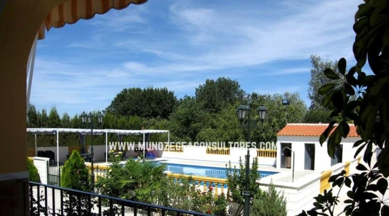 Córdoba - Lucena - 5000m2