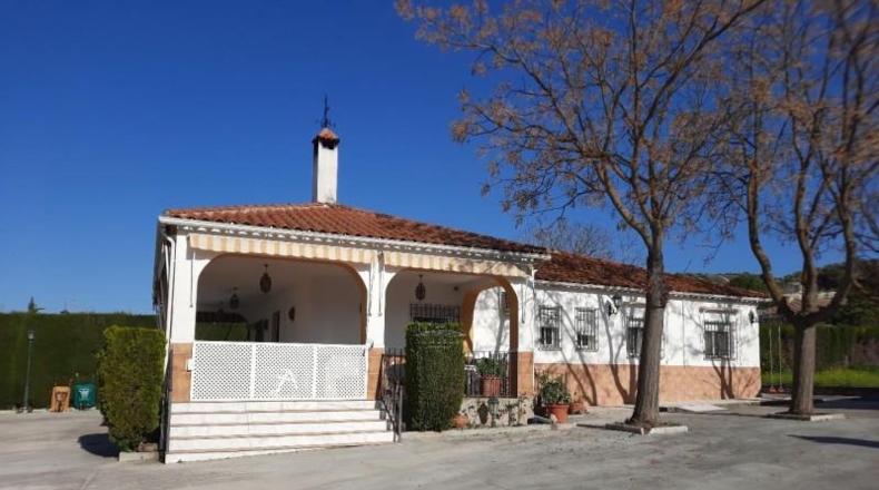Córdoba - Lucena - 4937m2