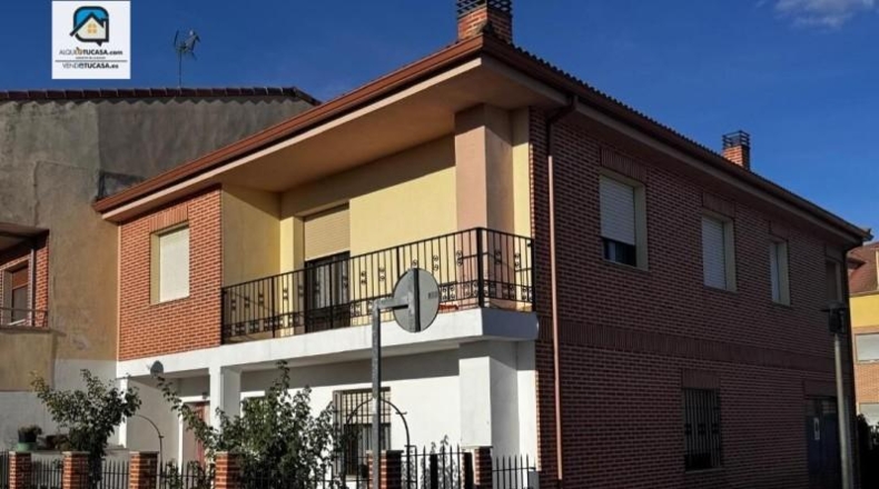 Valladolid - Santovenia de Pisuerga - 326m2