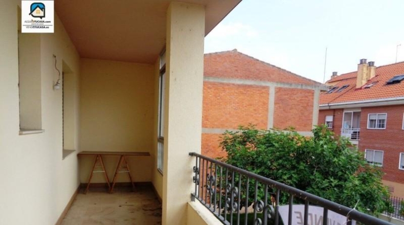 Valladolid - Santovenia de Pisuerga - 326m2