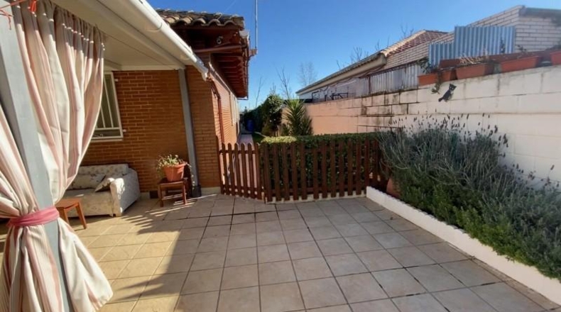 Zaragoza - Pinseque - 382m2