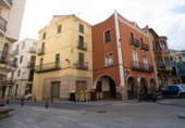 Chalet independiente con terreno en venta en la España, Santa Coloma de Farners, ref: TR411447 foto