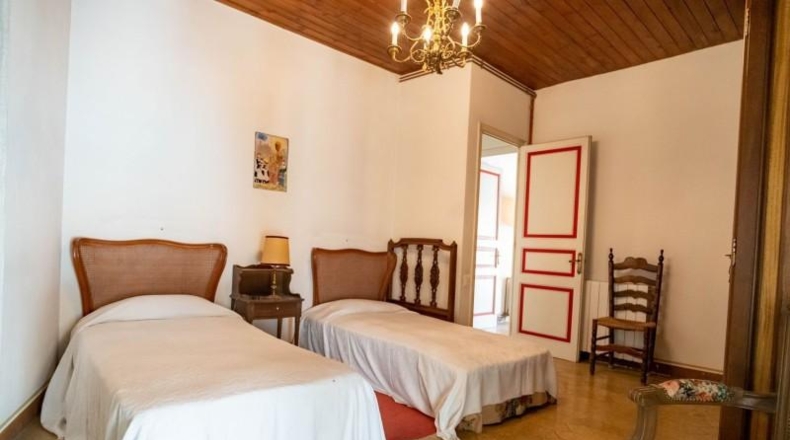 Жирона - Santa Coloma de Farners - 244m2