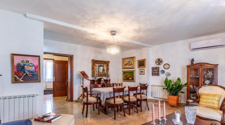 Badajoz - Retamal de Llerena - 248m2