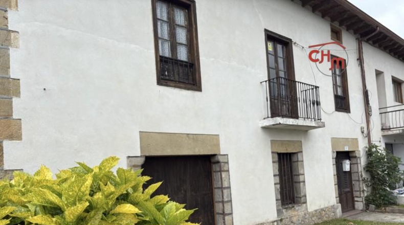 Cantabria - Bárcena de Cicero - 619m2