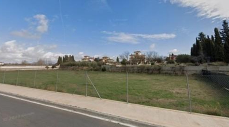 Granada - Albolote - 735m2