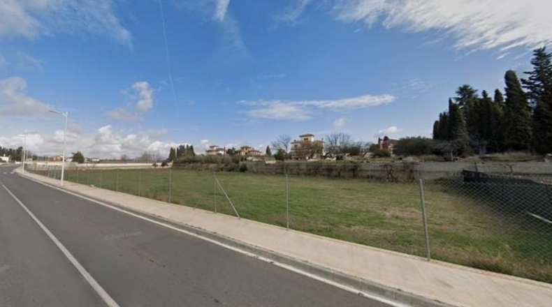 Granada - Albolote - 735m2