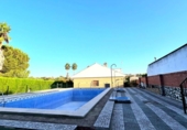 Chalet independiente con terreno en venta en la España, Castilblanco de los Arroyos, ref: TR322082 foto