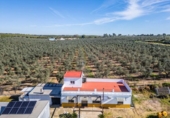 Casa de campo con terreno en venta en la España, Alcalá de Guadaíra, ref: TR392495 foto