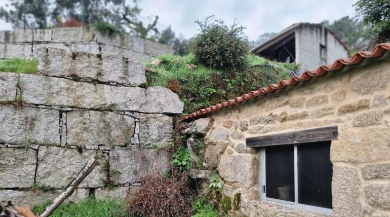 Pontevedra - Ponteareas - 2401m2