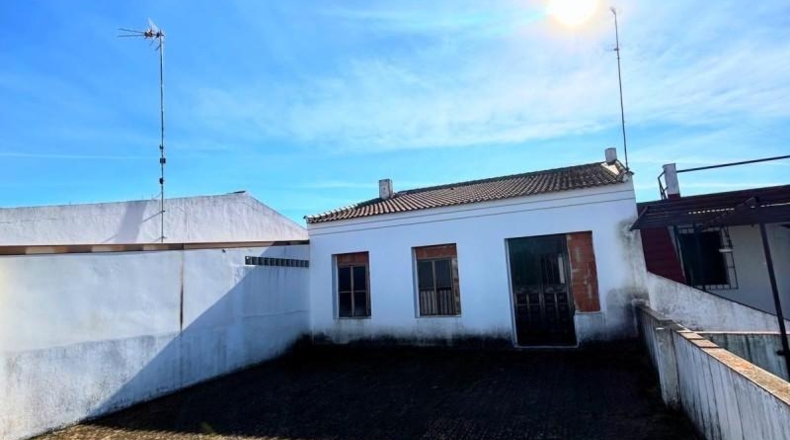 Huelva - Hinojos - 686m2