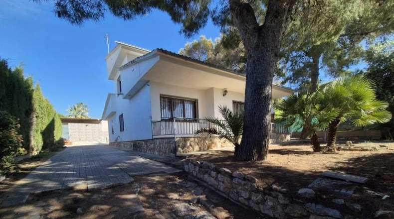 Tarragona - el Vendrell - 673m2