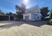 Chalet independiente con terreno en venta en la España, el Vendrell, ref: TR404467 foto