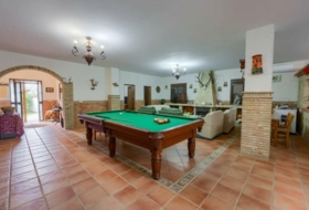 Pilas 2500&nbsp;m²